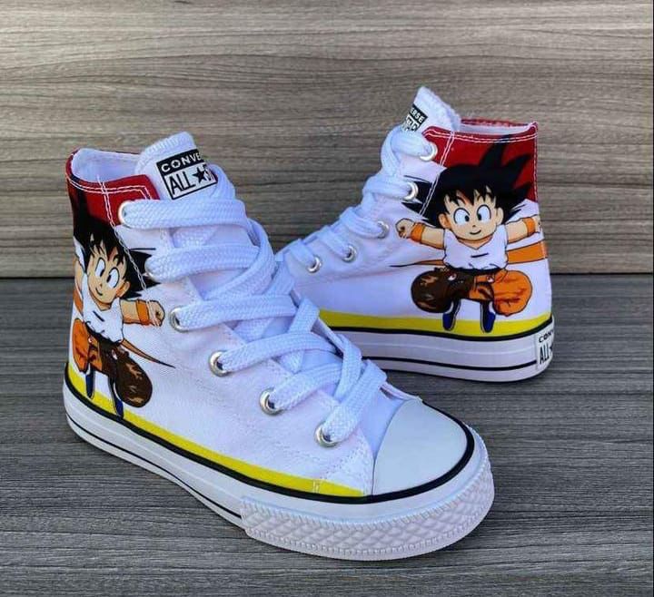 Bota con estampado Goku